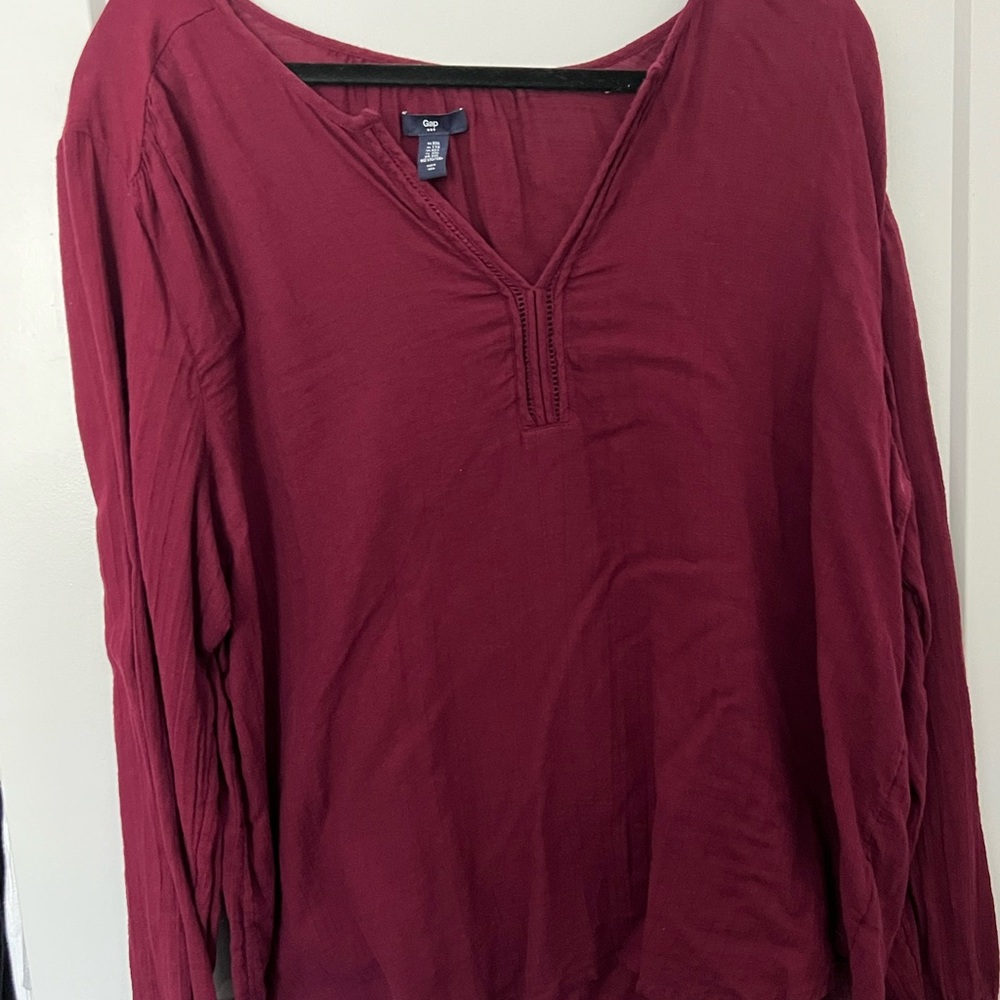 GAP Burgandy long sleeve